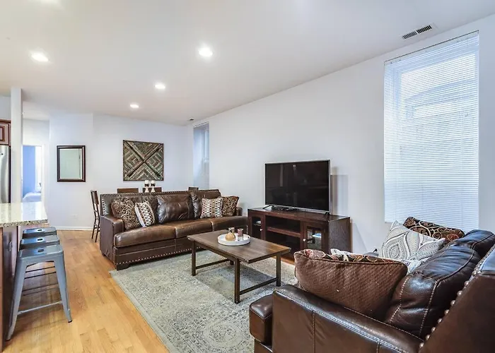 Entire Building-walk To Lincoln Park Or The Holiday home Chicago